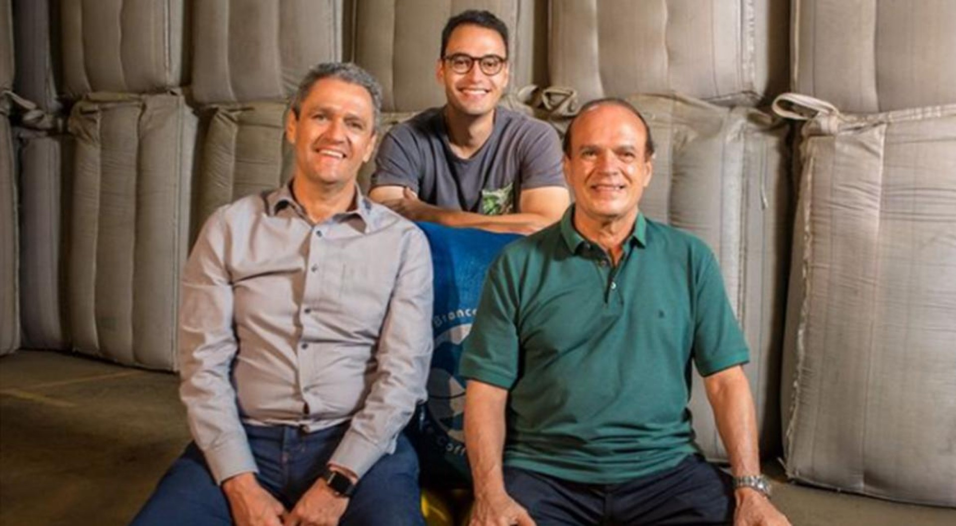 Andrade Bros is a family business that proudly has a secular presence in coffee production. Andrade Bros is a family business that proudly has a secular presence in coffee production.